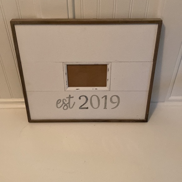 ❤️Beautiful Picture or Art Frame White Shiplap & Bleached Wood - Picture 2 of 5